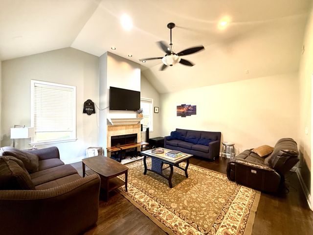 410 Lancaster Ave, Nashville, TN 37212