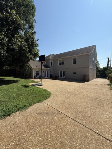 410 Lancaster Ave, Nashville, TN 37212