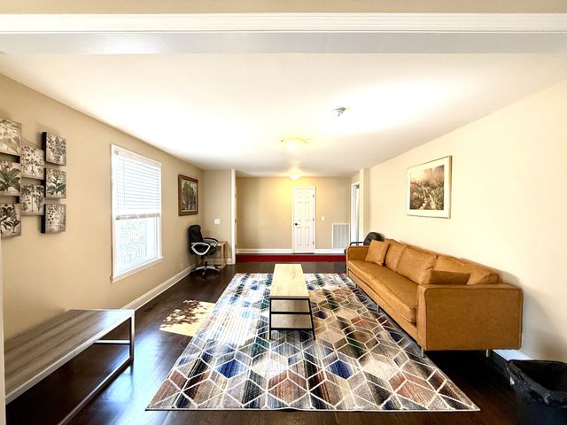 410 Lancaster Ave, Nashville, TN 37212