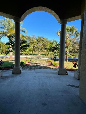 16684 62nd Road N, The Acreage, FL 33470