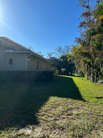 16684 62nd Road N, The Acreage, FL 33470