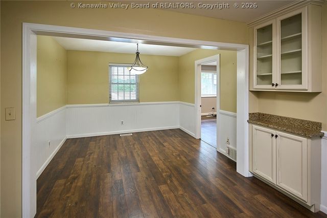 4926 Dempsey Drive, Charleston, WV 25313