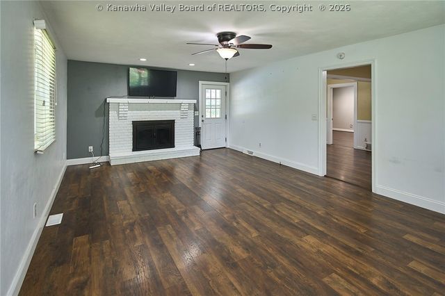 4926 Dempsey Drive, Charleston, WV 25313