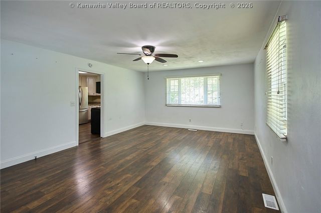 4926 Dempsey Drive, Charleston, WV 25313