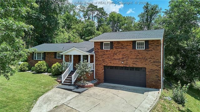 4926 Dempsey Drive, Charleston, WV 25313