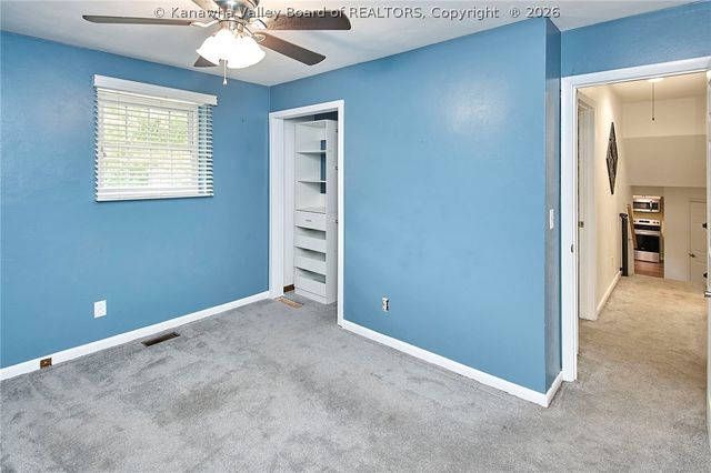 4926 Dempsey Drive, Charleston, WV 25313