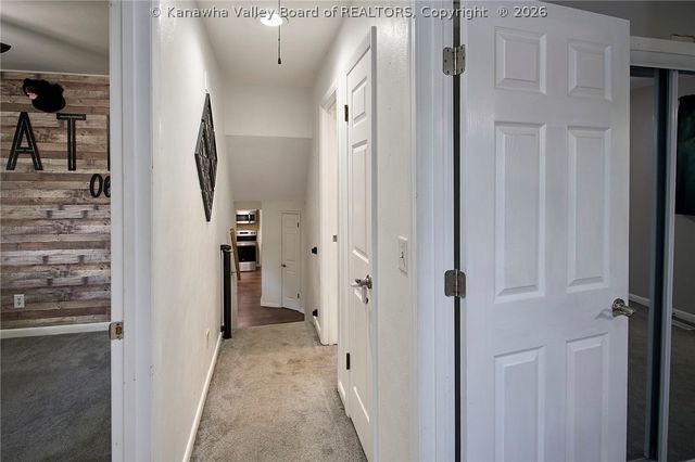4926 Dempsey Drive, Charleston, WV 25313