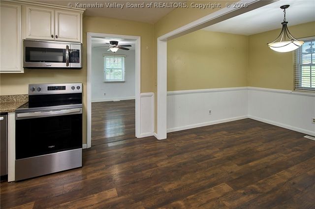 4926 Dempsey Drive, Charleston, WV 25313