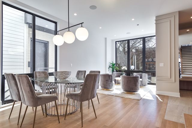 1418 W Warner Avenue, Chicago, IL 60613