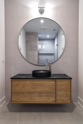 1418 W Warner Avenue, Chicago, IL 60613