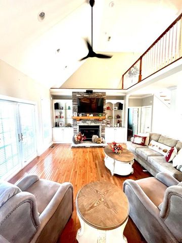 21 Crestwood Circle, Prestonsburg, KY 41653