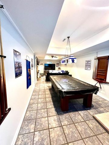 21 Crestwood Circle, Prestonsburg, KY 41653