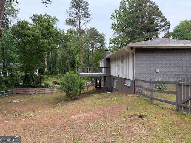 3336 Camelot Drive, Marietta, GA 30062