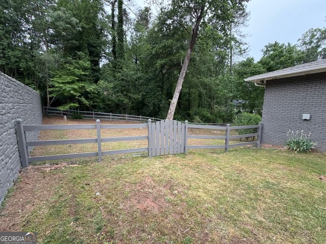 3336 Camelot Drive, Marietta, GA 30062