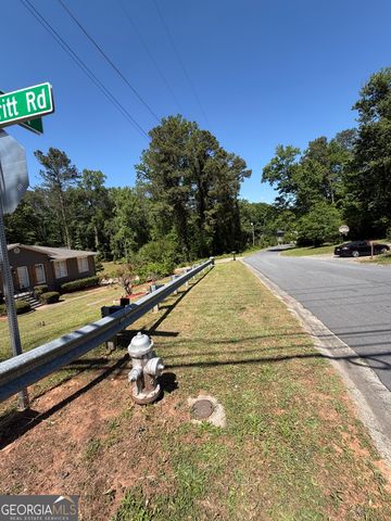 3336 Camelot Drive, Marietta, GA 30062