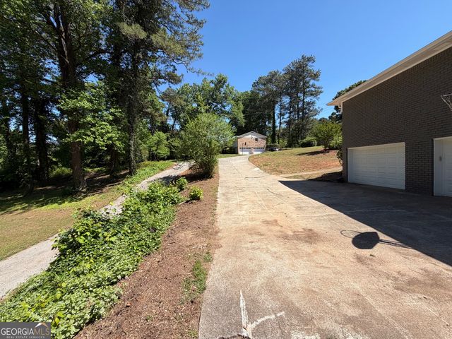 3336 Camelot Drive, Marietta, GA 30062