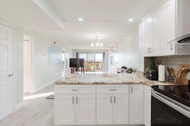 51 ISLAND WAY 801, Clearwater Beach, FL 33767