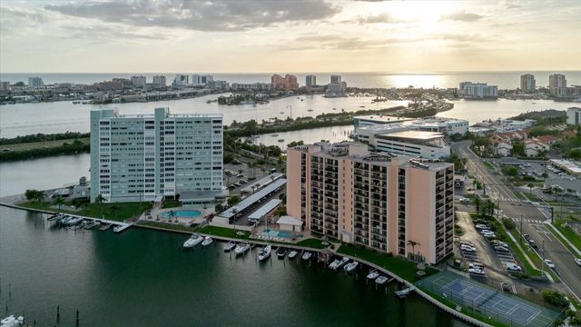 51 ISLAND WAY 801, Clearwater Beach, FL 33767