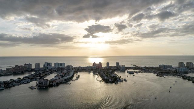 51 ISLAND WAY 801, Clearwater Beach, FL 33767