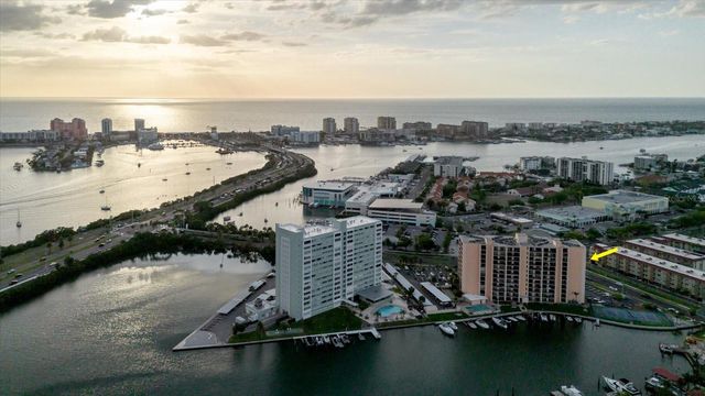 51 ISLAND WAY 801, Clearwater Beach, FL 33767