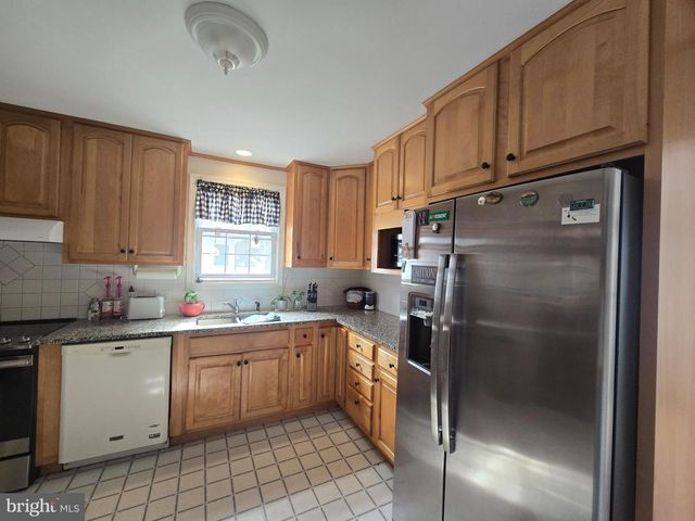 125 SCHOOL PL, Milford, DE 19963