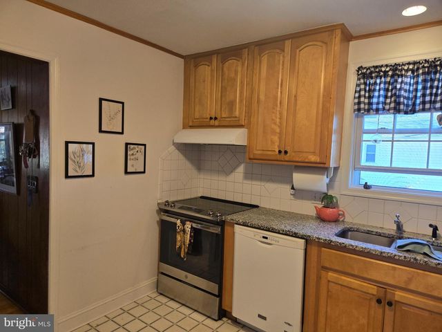 125 SCHOOL PL, Milford, DE 19963