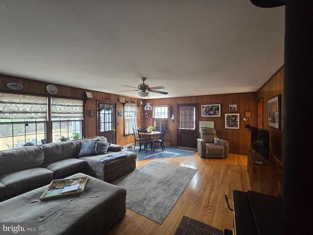 125 SCHOOL PL, Milford, DE 19963