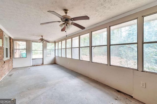 4290 Newcastle Circle, Lithonia, GA 30038