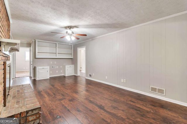 4290 Newcastle Circle, Lithonia, GA 30038