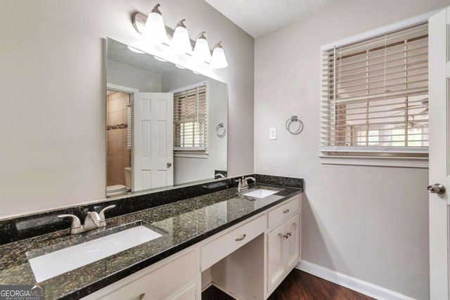 4290 Newcastle Circle, Lithonia, GA 30038