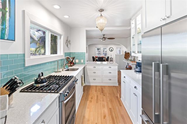 642 OHIO PLACE, Sarasota, FL 34236