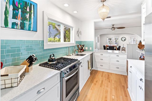 642 OHIO PLACE, Sarasota, FL 34236