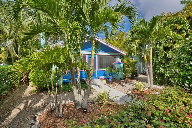 642 OHIO PLACE, Sarasota, FL 34236