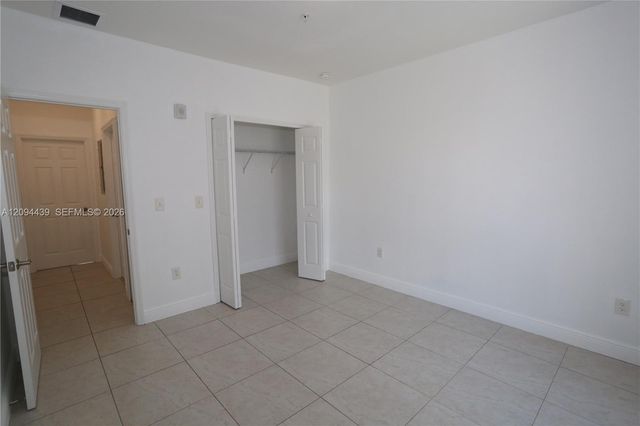 6001 NW 182 Lane 301, Hialeah, FL 33015