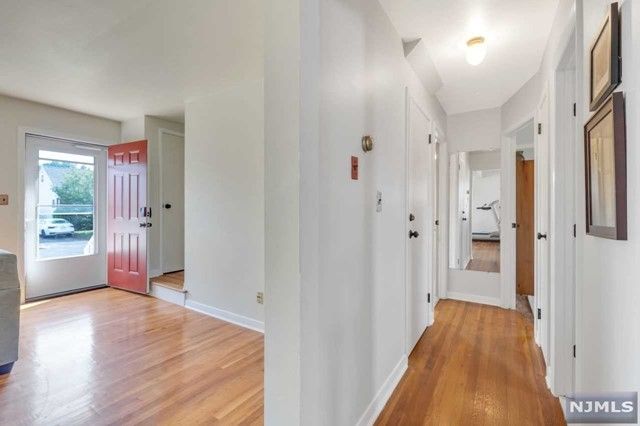 23 South Drive, Rochelle Park, NJ 07662