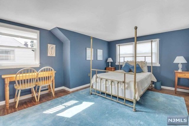 23 South Drive, Rochelle Park, NJ 07662