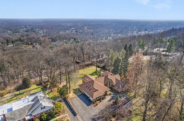 1531 Coles Ave, Mountainside Boro, NJ 07092