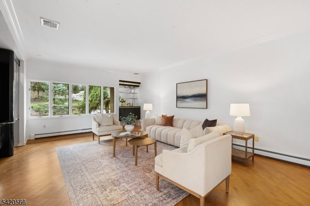 1531 Coles Ave, Mountainside Boro, NJ 07092