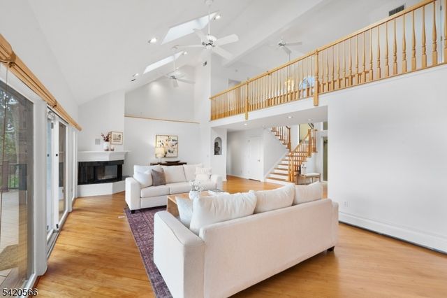 1531 Coles Ave, Mountainside Boro, NJ 07092