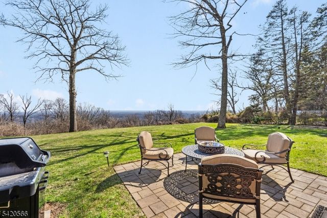 1531 Coles Ave, Mountainside Boro, NJ 07092