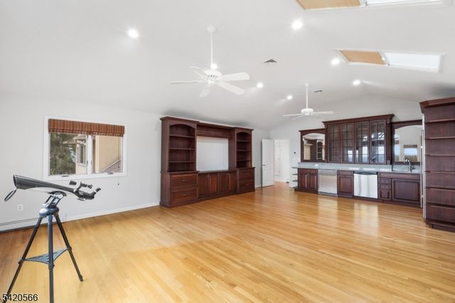 1531 Coles Ave, Mountainside Boro, NJ 07092