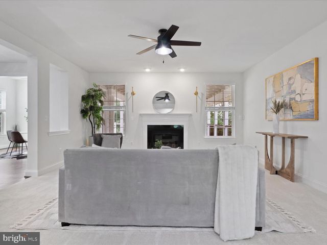 41595 REVIVAL DR, Ashburn, VA 20148