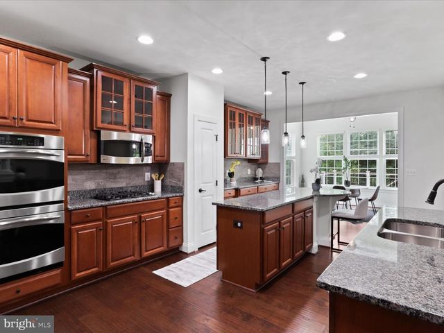 41595 REVIVAL DR, Ashburn, VA 20148