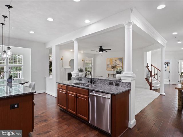 41595 REVIVAL DR, Ashburn, VA 20148