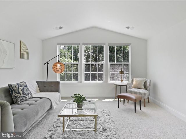 41595 REVIVAL DR, Ashburn, VA 20148