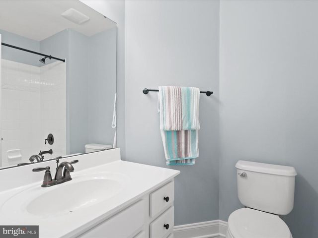 41595 REVIVAL DR, Ashburn, VA 20148