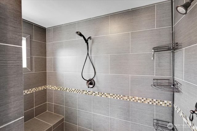 13721 SE 90th Place, Newcastle, WA 98059