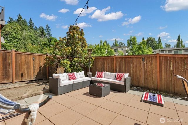 13721 SE 90th Place, Newcastle, WA 98059