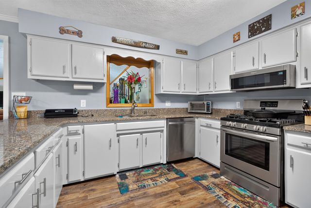 230 Mercer Avenue, Harrodsburg, KY 40330