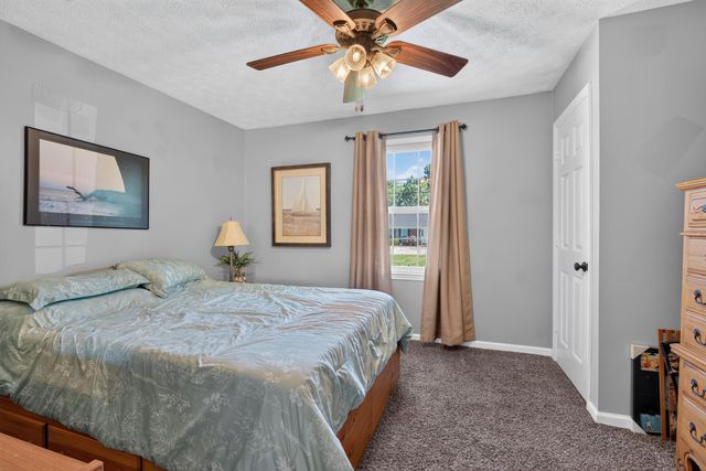 230 Mercer Avenue, Harrodsburg, KY 40330
